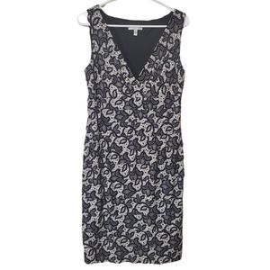 Women's size 10 black & white London Style Collection v-neck dress